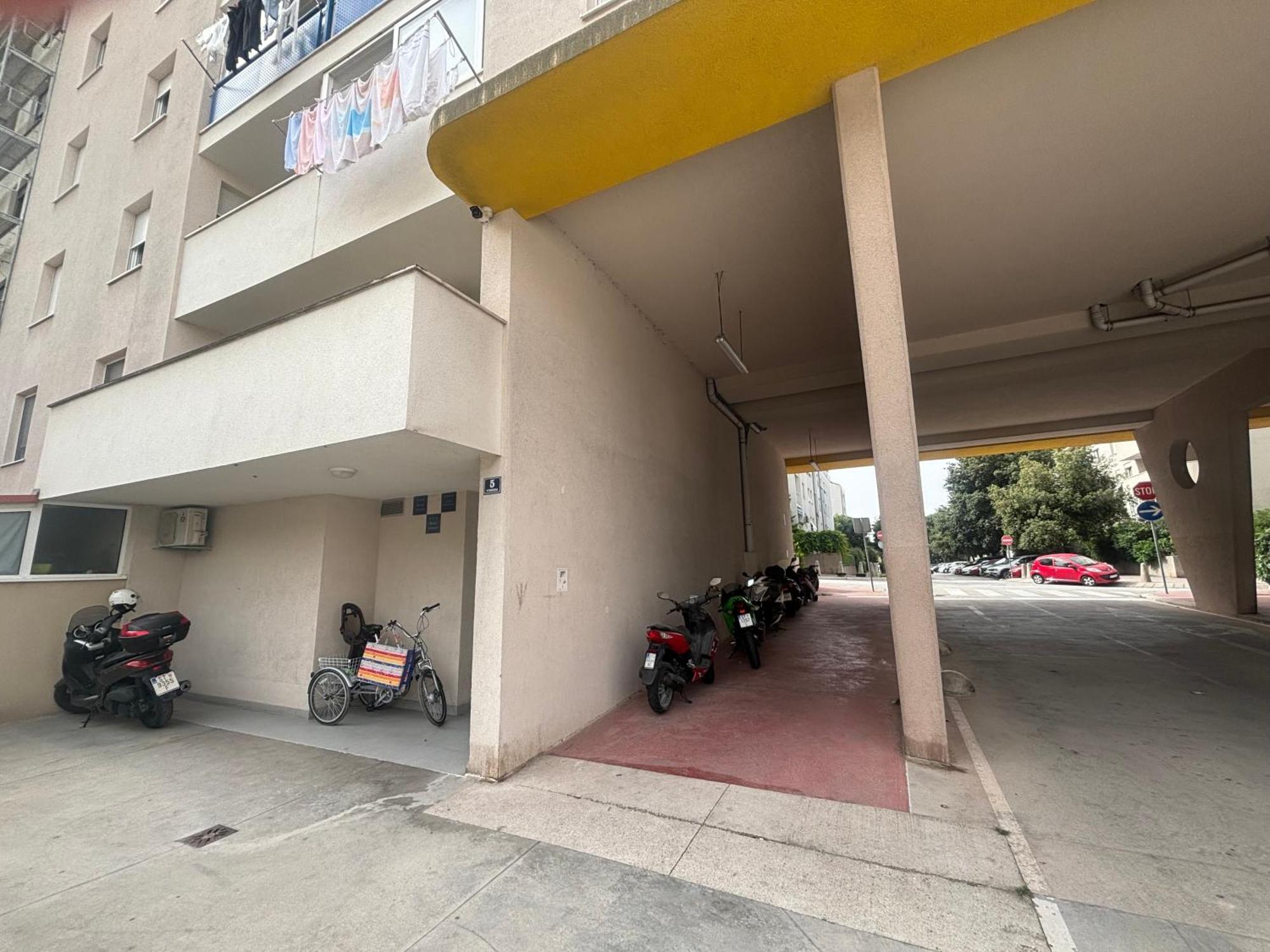 Apartment Dalmatinos Split Znjan Eksteriør billede