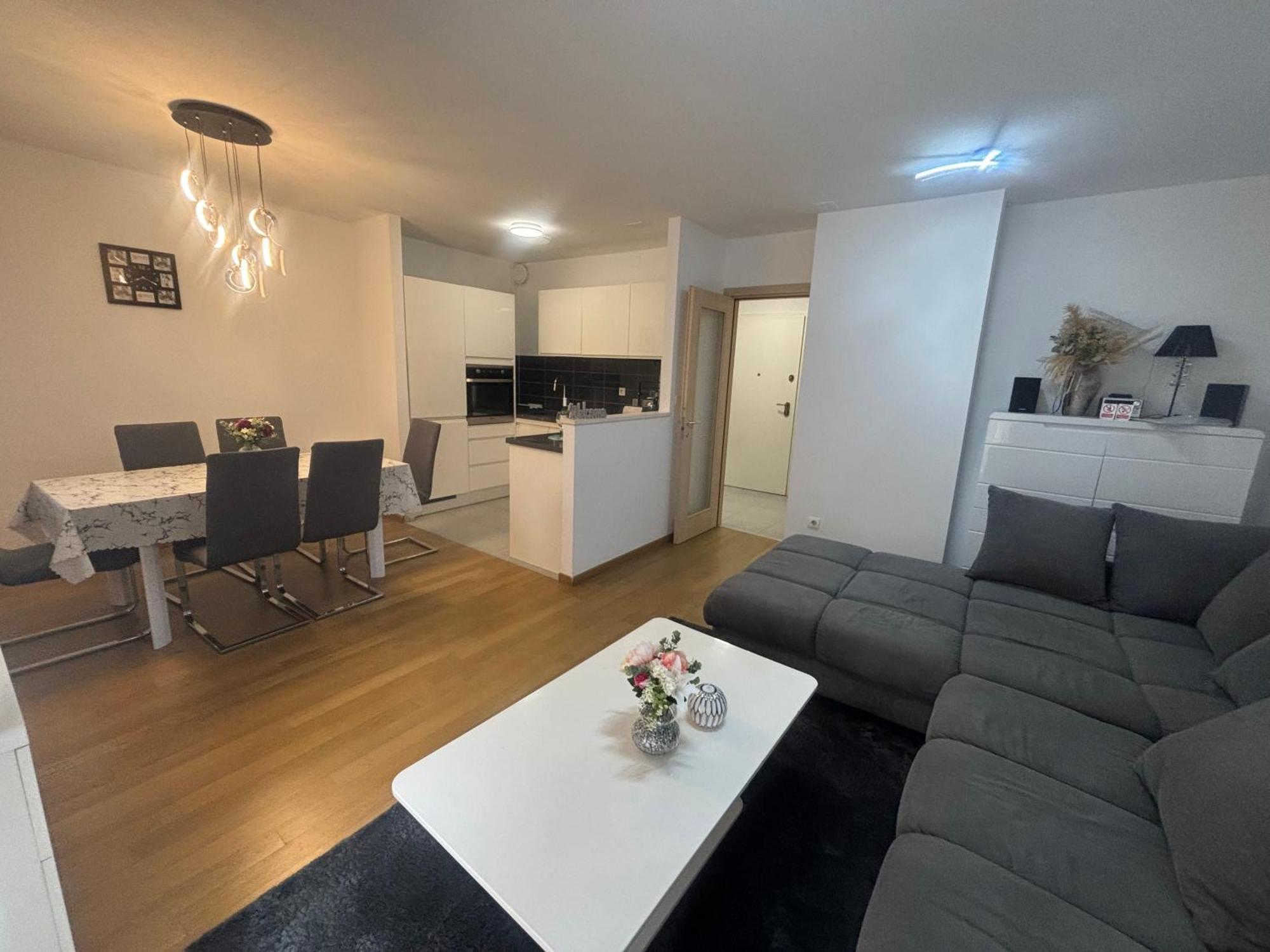 Apartment Dalmatinos Split Znjan Eksteriør billede
