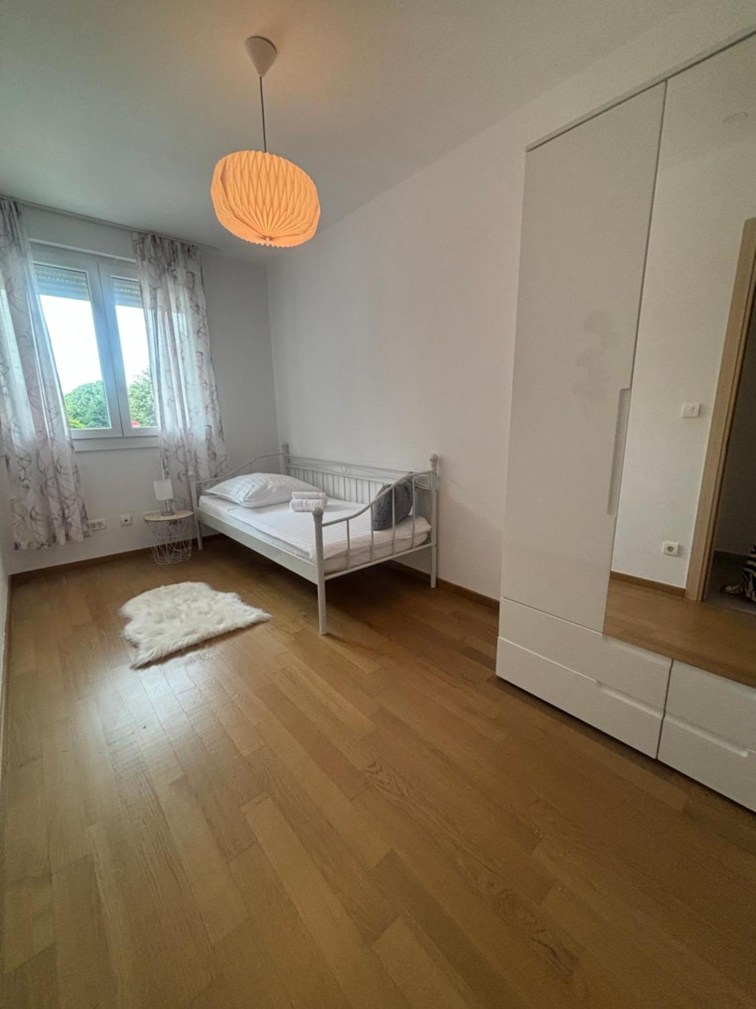 Apartment Dalmatinos Split Znjan Eksteriør billede