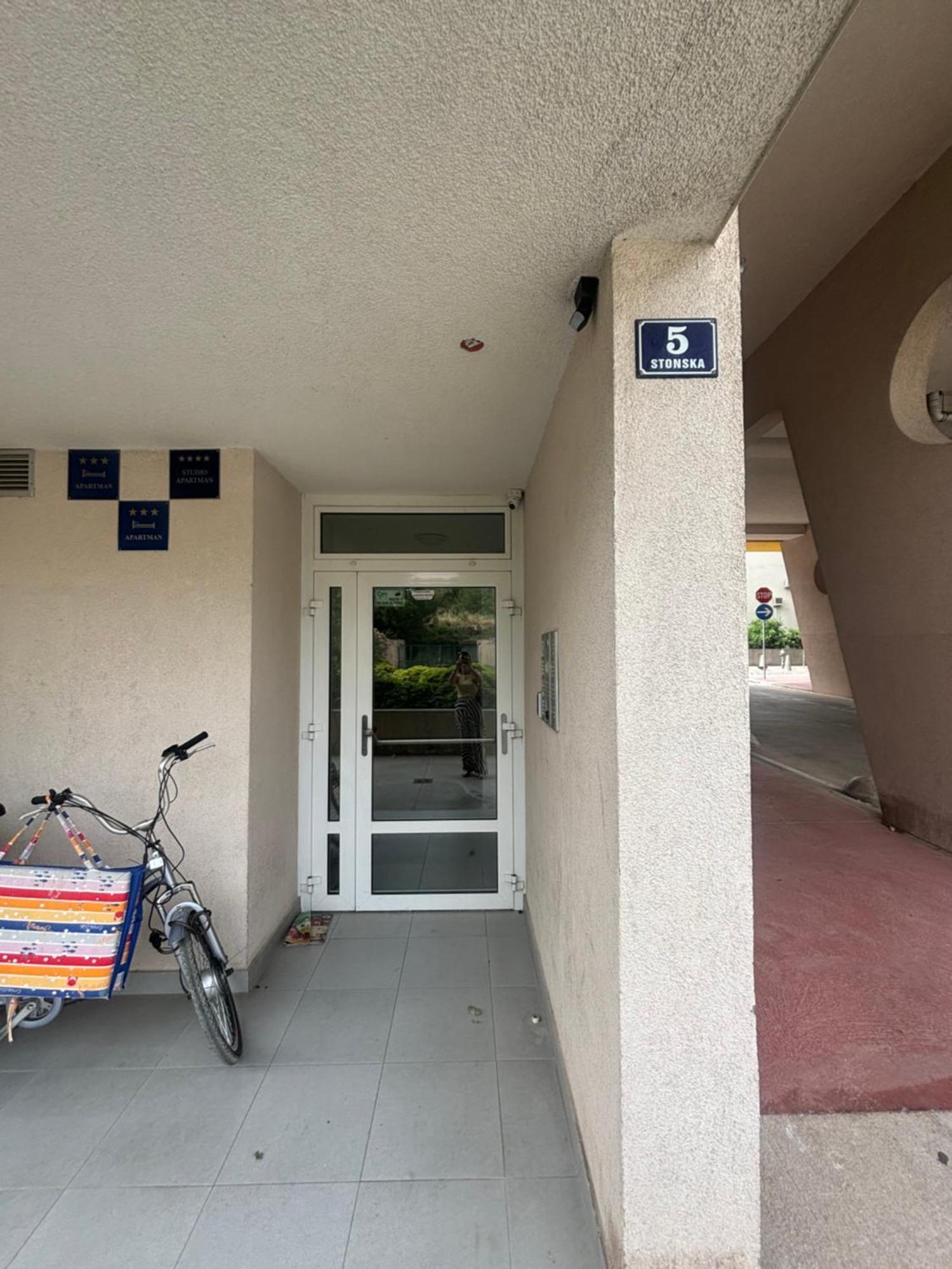 Apartment Dalmatinos Split Znjan Eksteriør billede